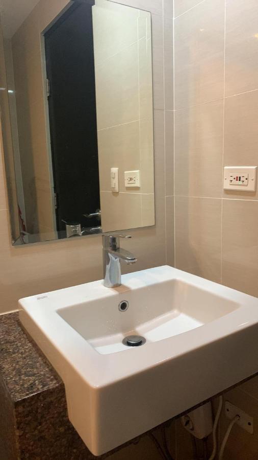 81 Newport Boulevard Cluster 4 - 8F Across Naia Airport, Terminal 3 Pasay Zewnętrze zdjęcie